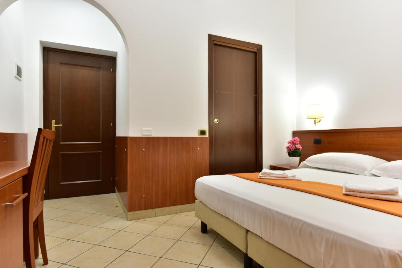 B&B Rome Terminal House ภายนอก รูปภาพ