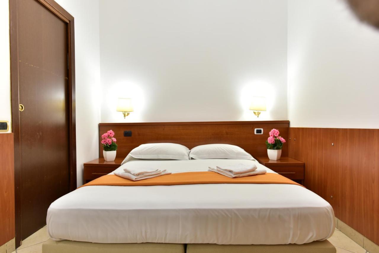 B&B Rome Terminal House ภายนอก รูปภาพ