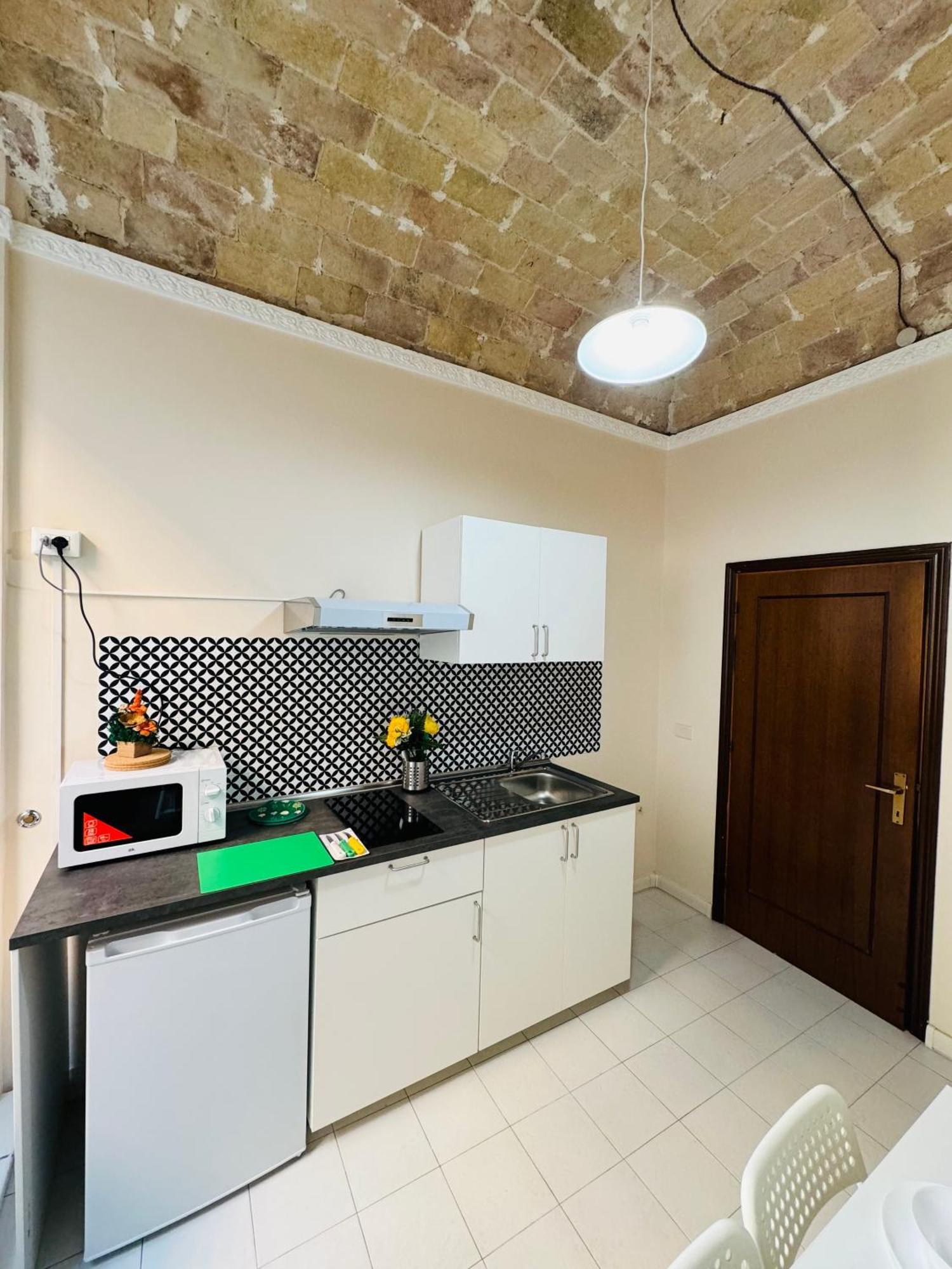 B&B Rome Terminal House ภายนอก รูปภาพ