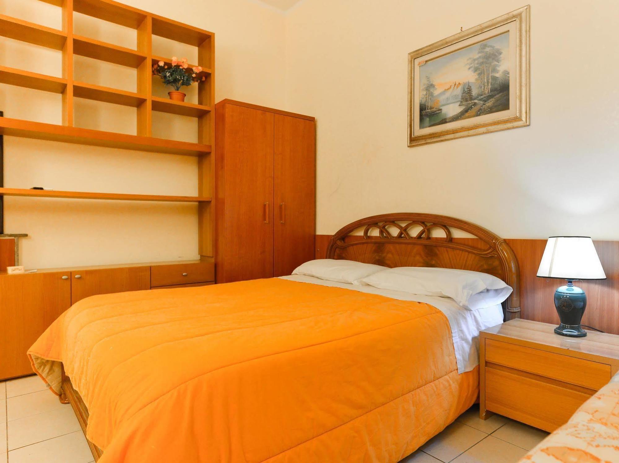 B&B Rome Terminal House ภายนอก รูปภาพ