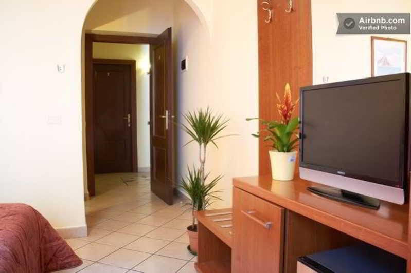 B&B Rome Terminal House ภายนอก รูปภาพ