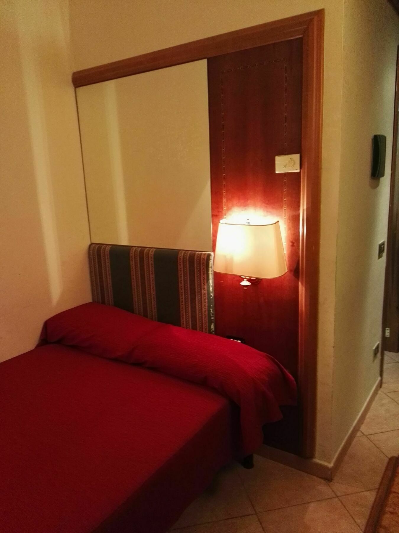 B&B Rome Terminal House ภายนอก รูปภาพ